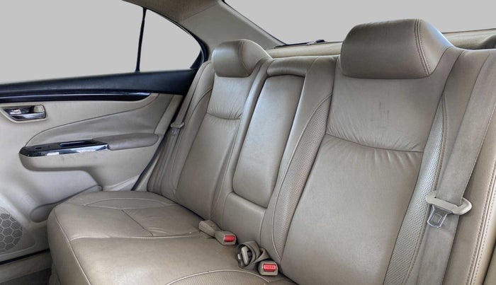 2016 Maruti Ciaz ZXI+, Petrol, Manual, 85,507 km, Right Side Rear Door Cabin