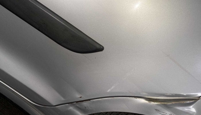 2012 Maruti Swift VXI, Petrol, Manual, 1,02,912 km, Rear left door - Slightly dented