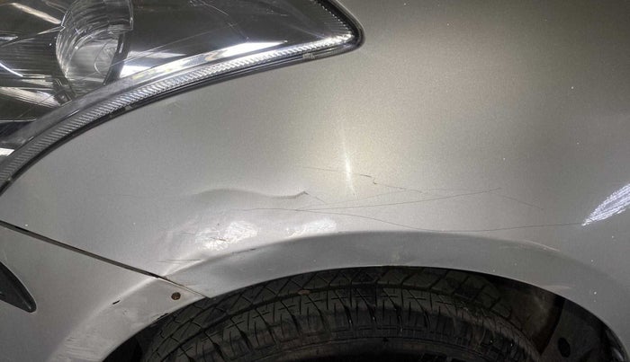 2012 Maruti Swift VXI, Petrol, Manual, 1,02,912 km, Left fender - Minor scratches