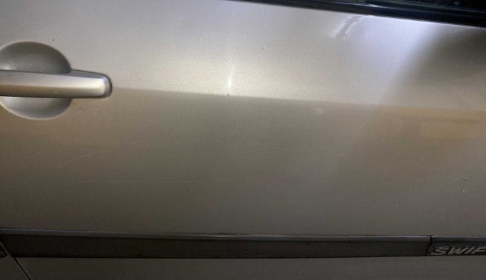 2012 Maruti Swift VXI, Petrol, Manual, 1,02,912 km, Driver-side door - Slightly dented