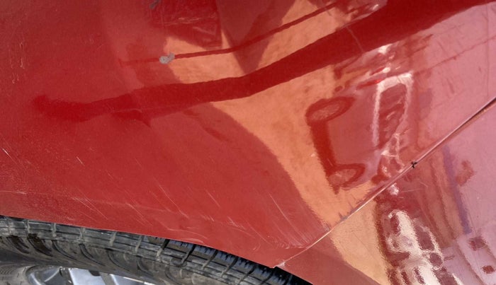 2018 Mahindra TUV300 T10 AMT DUAL TONE, Diesel, Automatic, 50,235 km, Rear bumper - Minor scratches
