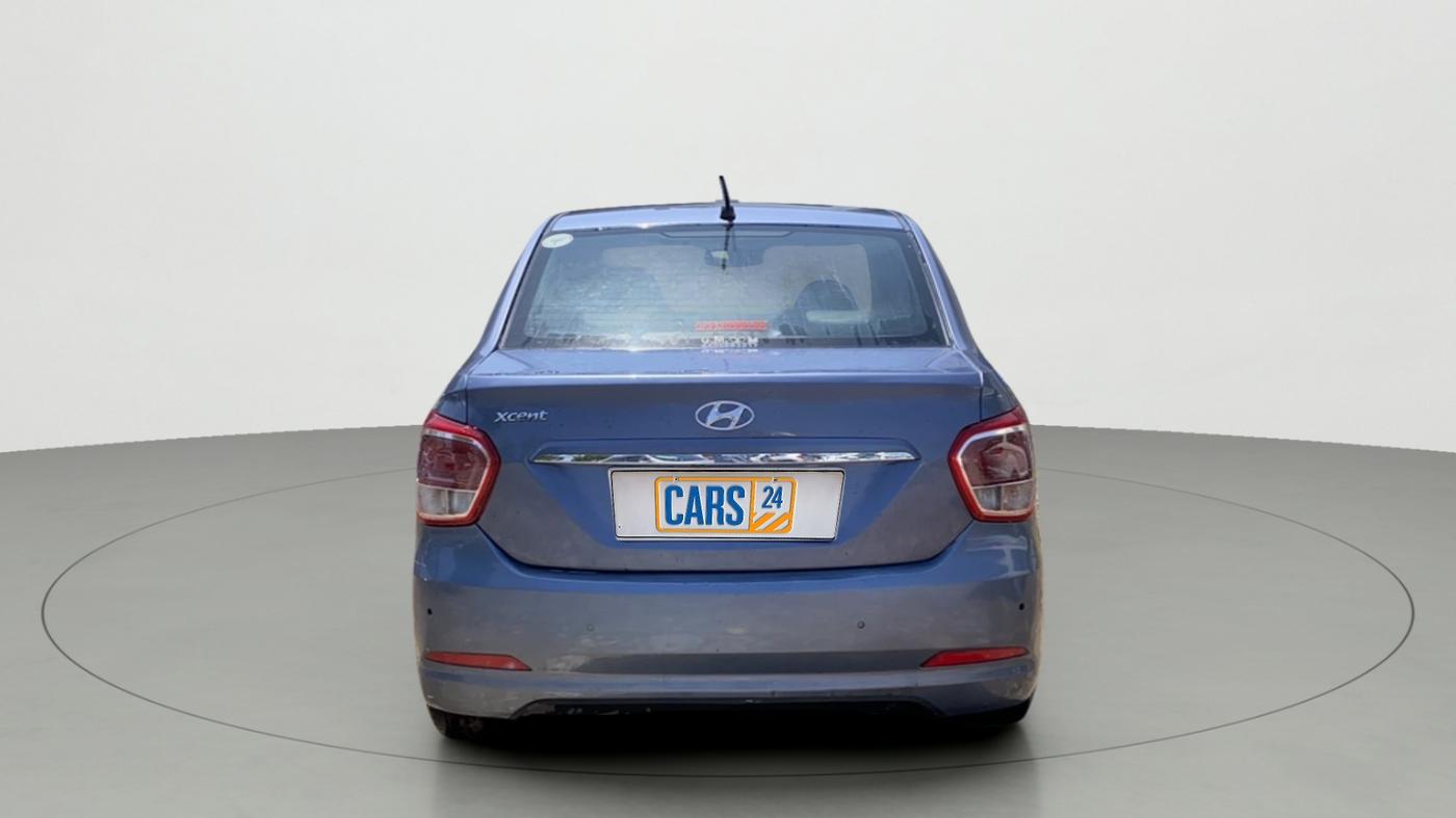 2015 Hyundai Xcent SX 1.2 (O), Petrol, Manual, 71,823 km, Back/Rear