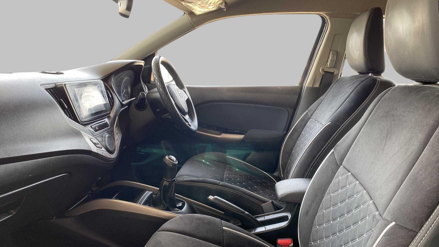 2021 Toyota Glanza G, Petrol, Manual, 51,798 km, Right Side Front Door Cabin