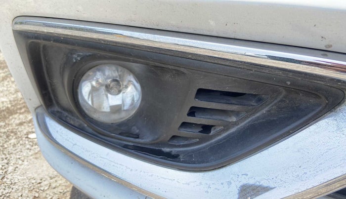 2019 Maruti Ciaz SIGMA 1.5 SHVS MT  PETROL, Petrol, Manual, 55,483 km, Right fog light - Not working