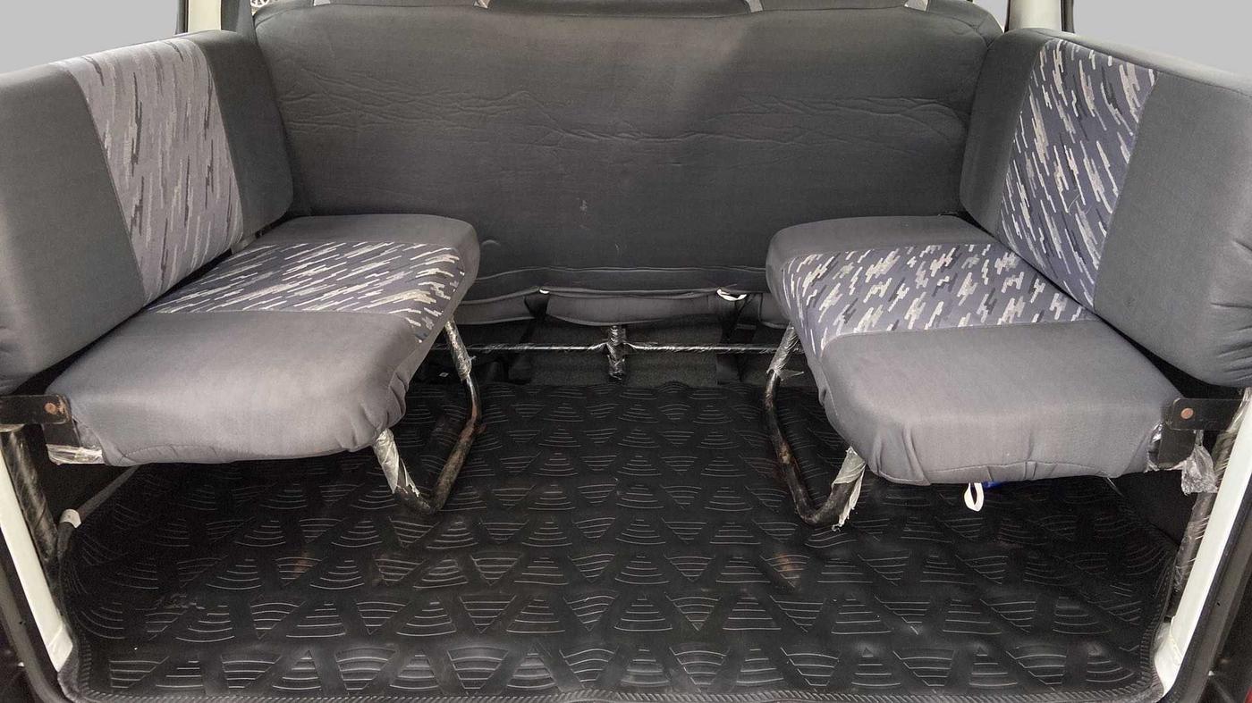 2022 Maruti Eeco 5 STR AC (O), Petrol, Manual, 5,217 km, Third Seat Row ( optional )