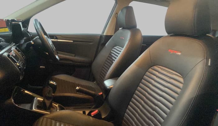 2020 KIA SONET GTX PLUS 1.0 IMT, Petrol, Manual, 35,871 km, Right Side Front Door Cabin