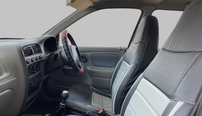 2014 Maruti Alto K10 VXI, Petrol, Manual, 40,255 km, Right Side Front Door Cabin