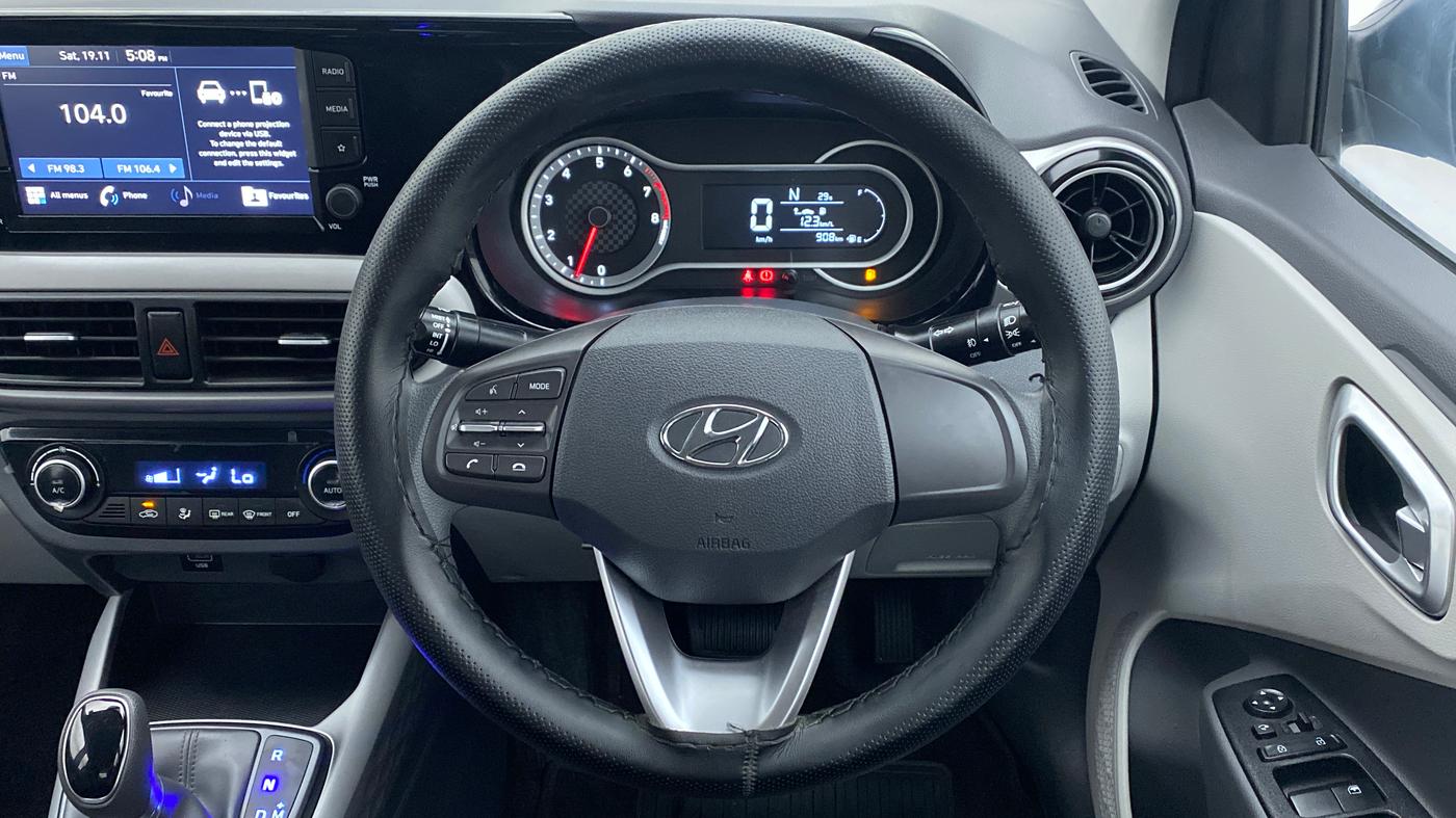 2022 Hyundai GRAND I10 NIOS SPORTZ 1.2 AT, Petrol, Automatic, 947 km, Steering Wheel Close Up