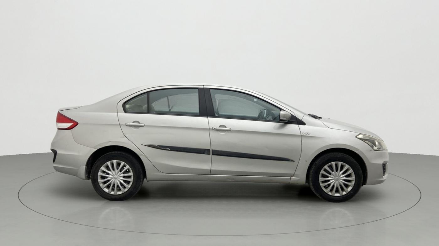 2016 Maruti Ciaz VXI+, Petrol, Manual, 76,073 km, Right Side View