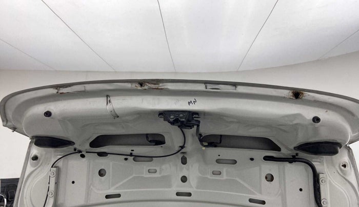 2016 Maruti Ciaz VXI+, Petrol, Manual, 76,073 km, Dicky (Boot door) - Slightly rusted