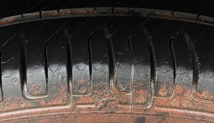 2015 Maruti Wagon R 1.0 VXI, Petrol, Manual, 19,612 km, Right Front Tyre Tread