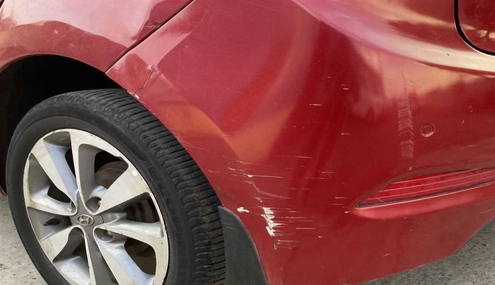 2014 Hyundai Elite i20 ASTA 1.2, CNG, Manual, 1,01,265 km, Rear bumper - Paint is slightly damaged