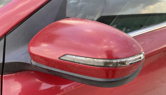 2014 Hyundai Elite i20 ASTA 1.2, CNG, Manual, 1,01,265 km, Left rear-view mirror - Indicator light not working