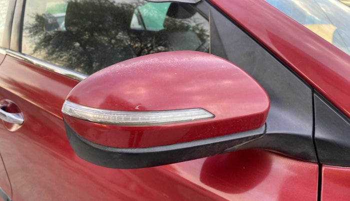 2014 Hyundai Elite i20 ASTA 1.2, CNG, Manual, 1,01,265 km, Right rear-view mirror - Indicator light not working
