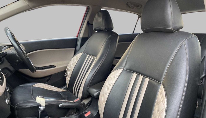 2014 Hyundai Elite i20 ASTA 1.2, CNG, Manual, 1,01,265 km, Right Side Front Door Cabin