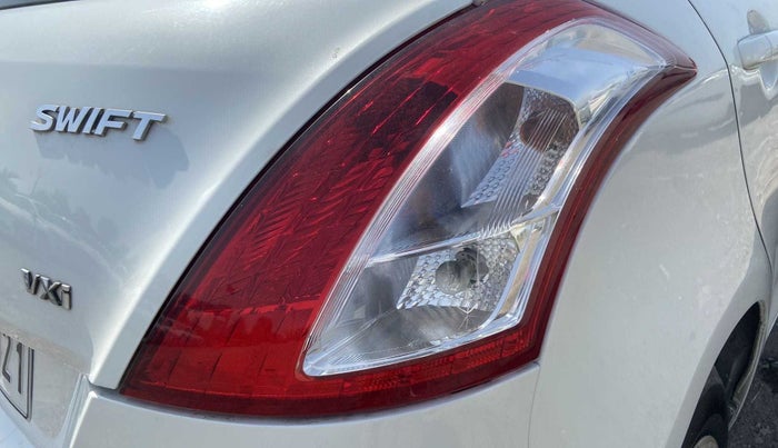 2012 Maruti Swift VXI, Petrol, Manual, 81,625 km, Right tail light - Minor damage