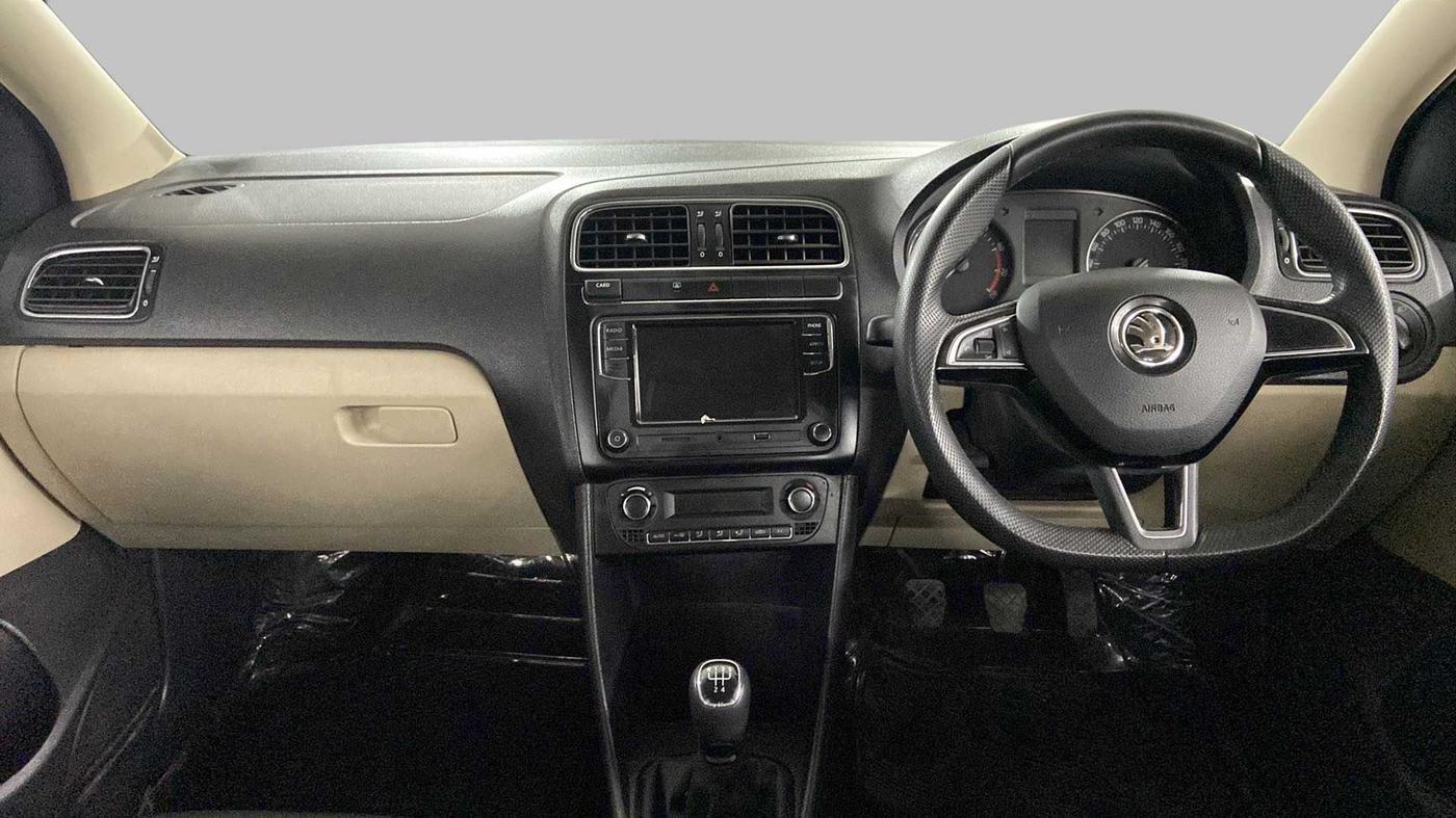 2019 Skoda Rapid AMBITION 1.6 MPI MT, Petrol, Manual, 8,359 km, Dashboard