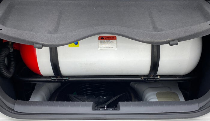 2021 Hyundai GRAND I10 NIOS MAGNA 1.2 KAPPA VTVT CNG, CNG, Manual, 40,021 km, Boot Inside