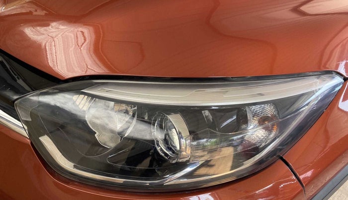 2018 Renault Captur RXT DIESEL DUAL TONE, Diesel, Manual, 68,232 km, Left headlight - Minor scratches