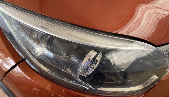 2018 Renault Captur RXT DIESEL DUAL TONE, Diesel, Manual, 68,232 km, Right headlight - Minor scratches