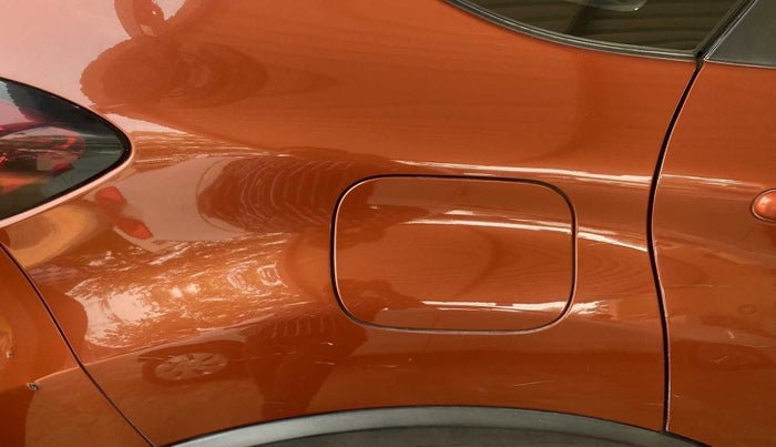2018 Renault Captur RXT DIESEL DUAL TONE, Diesel, Manual, 68,232 km, Right quarter panel - Minor scratches