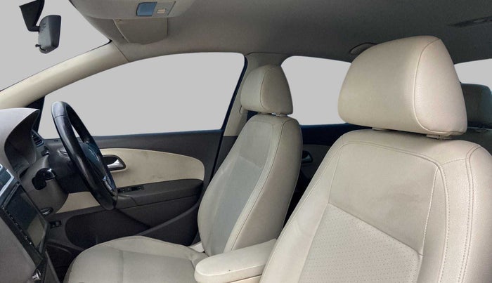 2015 Volkswagen Vento HIGHLINE 1.5 AT, Diesel, Automatic, 93,364 km, Right Side Front Door Cabin