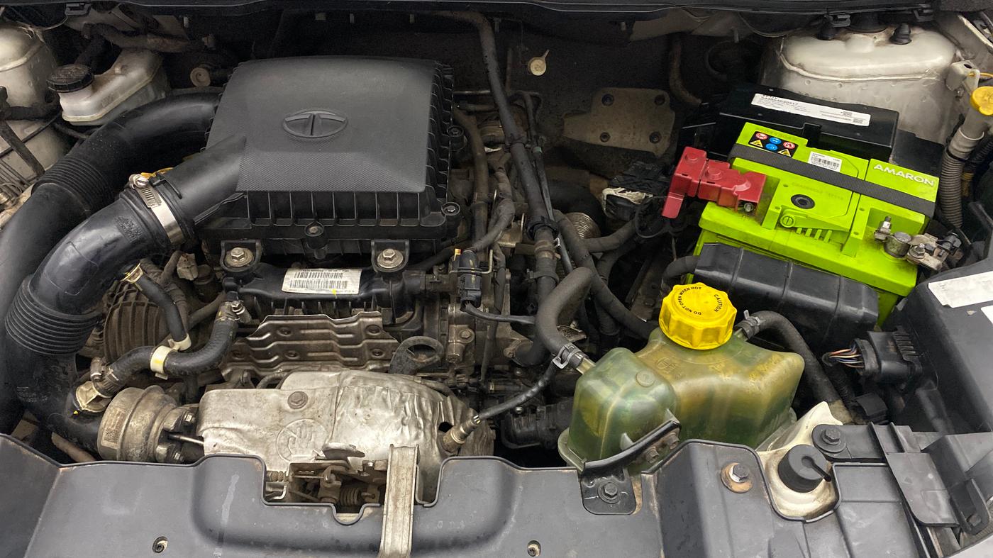 2020 Tata NEXON XZ PLUS (O) PETROL, Petrol, Manual, 63,710 km, Engine View - Left