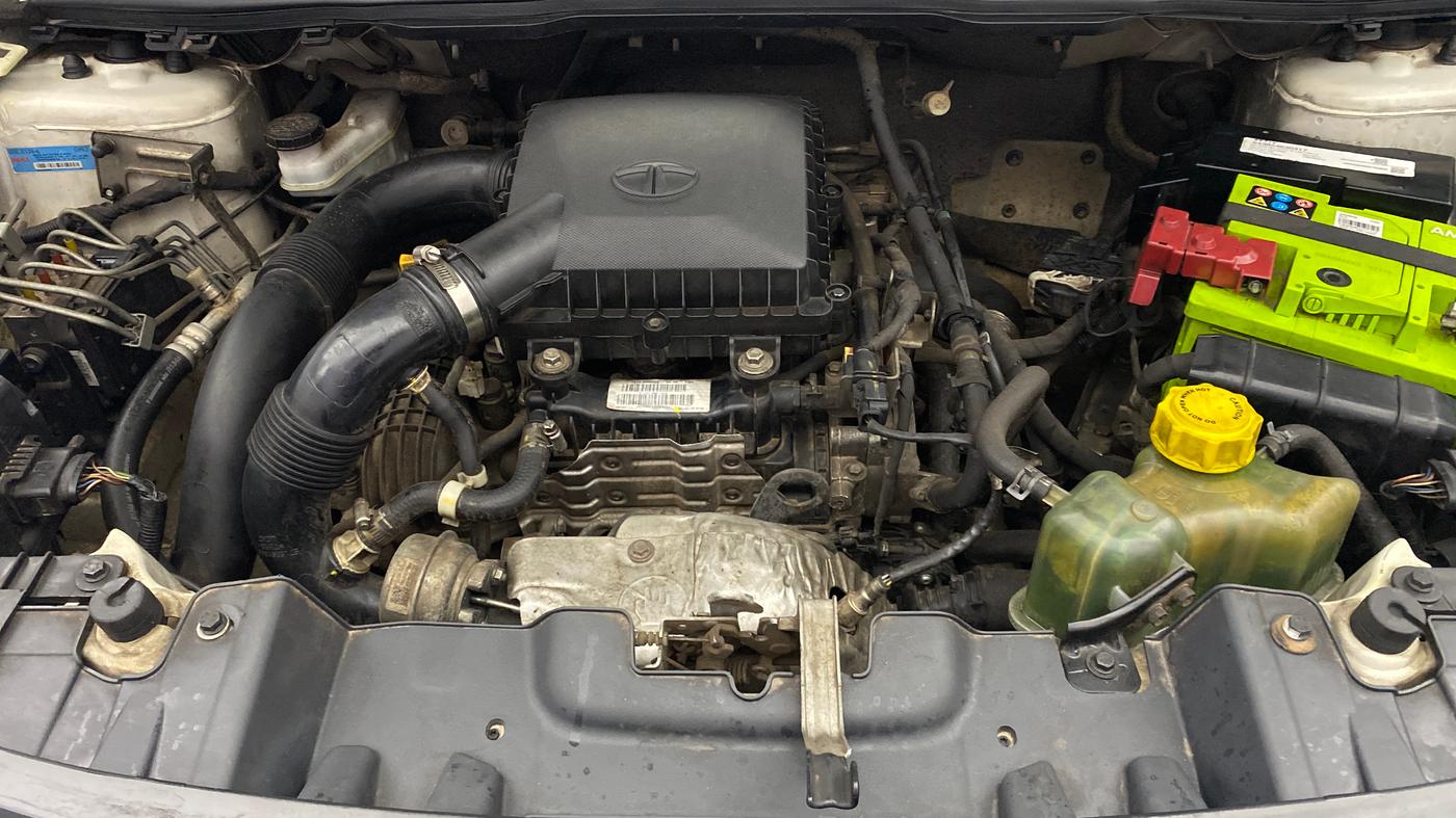 2020 Tata NEXON XZ PLUS (O) PETROL, Petrol, Manual, 63,710 km, Engine View