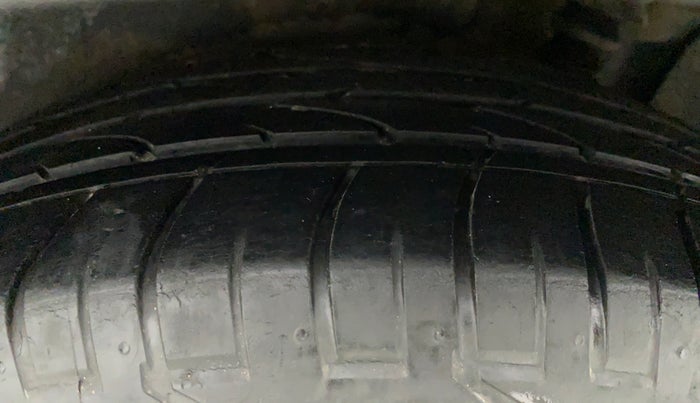 2019 Hyundai Creta SX AT 1.6 PETROL, CNG, Automatic, 40,044 km, Left Rear Tyre Tread