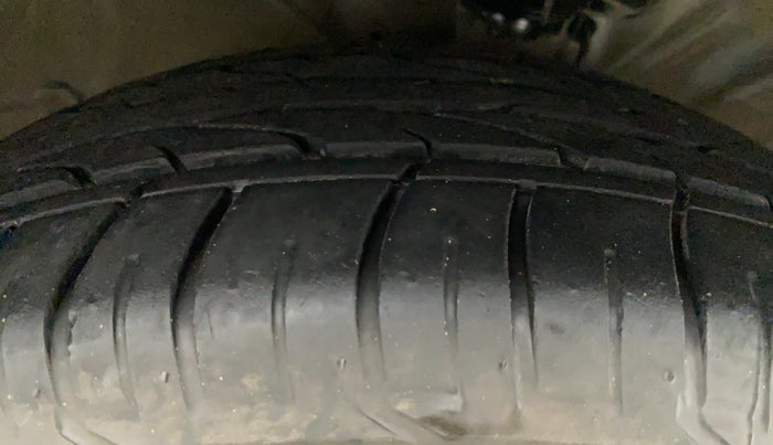 2019 Hyundai Creta SX AT 1.6 PETROL, CNG, Automatic, 40,044 km, Right Front Tyre Tread