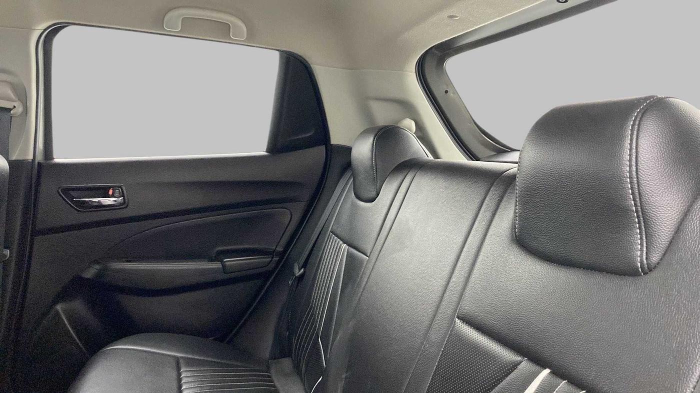 2018 Maruti Swift VXI, Petrol, Manual, 81,028 km, Right Side Rear Door Cabin
