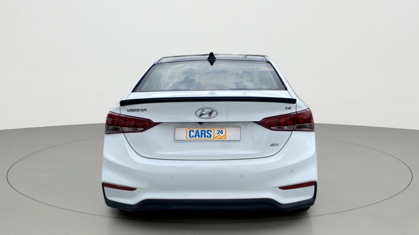 2018 Hyundai Verna 1.6 VTVT SX, Petrol, Manual, 40,645 km, Back/Rear