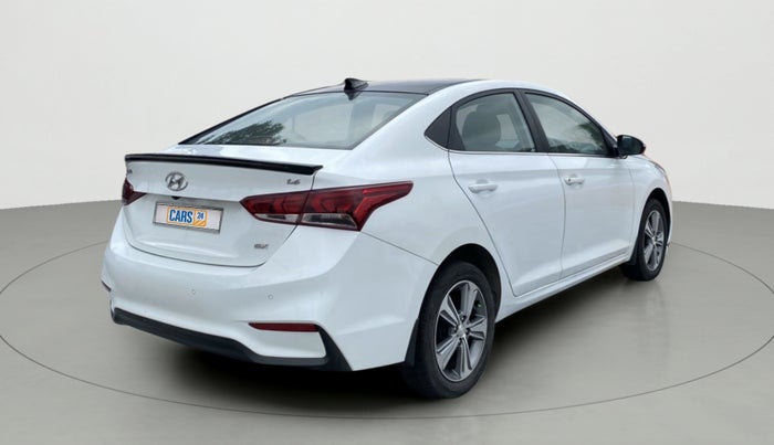 2018 Hyundai Verna 1.6 VTVT SX, Petrol, Manual, 40,645 km, Right Back Diagonal
