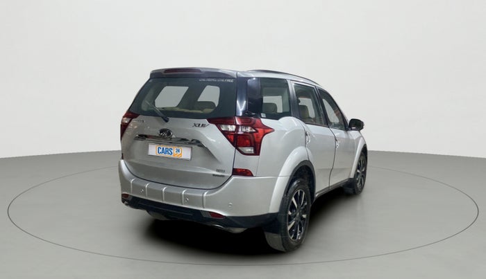 2018 Mahindra XUV500 W11 AT, Diesel, Automatic, 38,761 km, Right Back Diagonal
