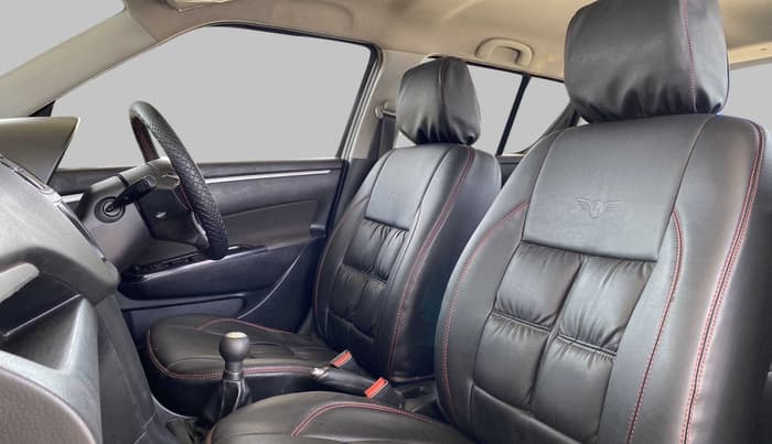 2017 Maruti Swift VXI O, CNG, Manual, 49,295 km, Right Side Front Door Cabin