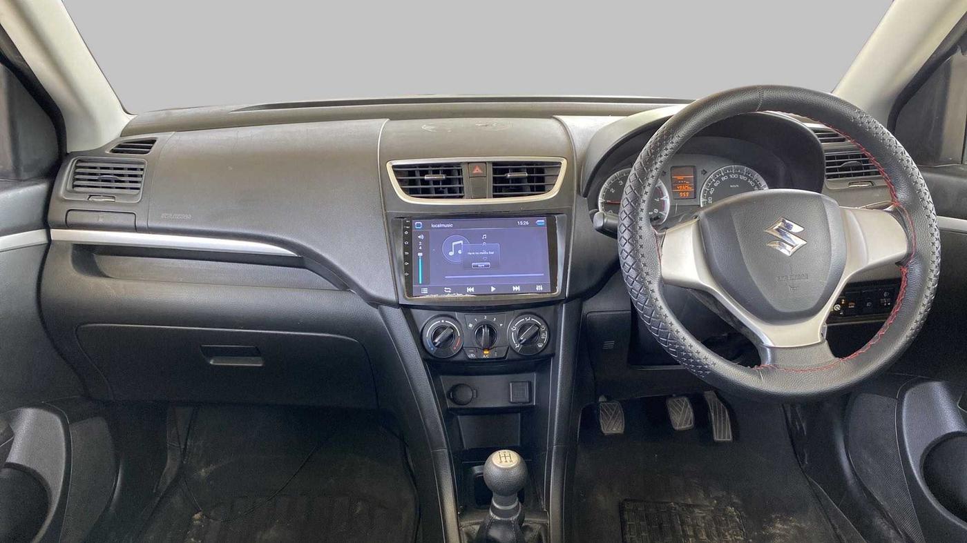 2017 Maruti Swift VXI O, CNG, Manual, 49,295 km, Dashboard