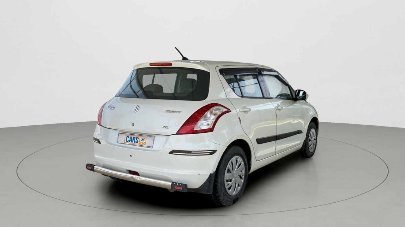 2017 Maruti Swift VXI O, CNG, Manual, 49,295 km, Right Back Diagonal