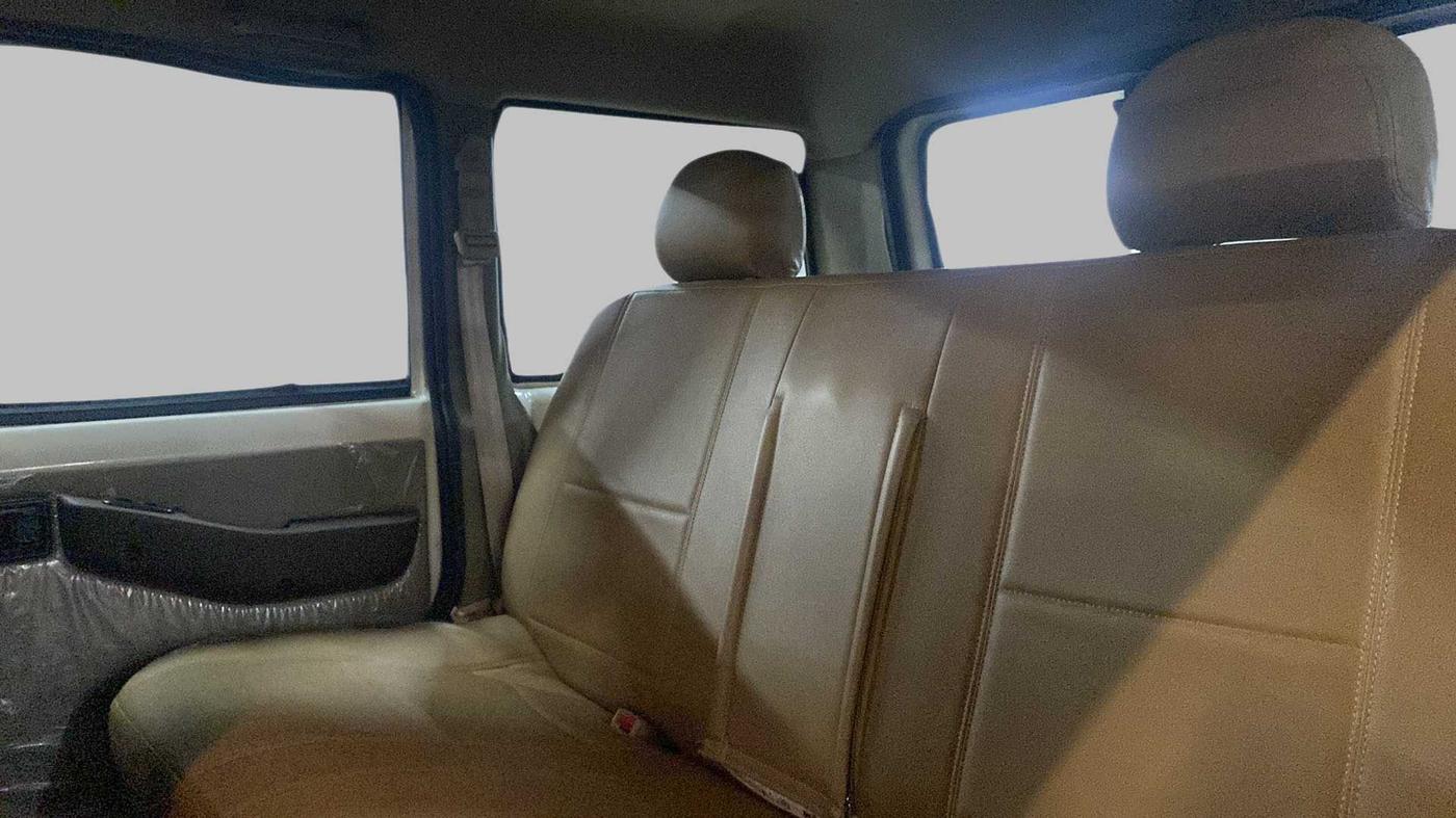 2021 Mahindra Bolero B6, Diesel, Manual, 36,739 km, Right Side Rear Door Cabin