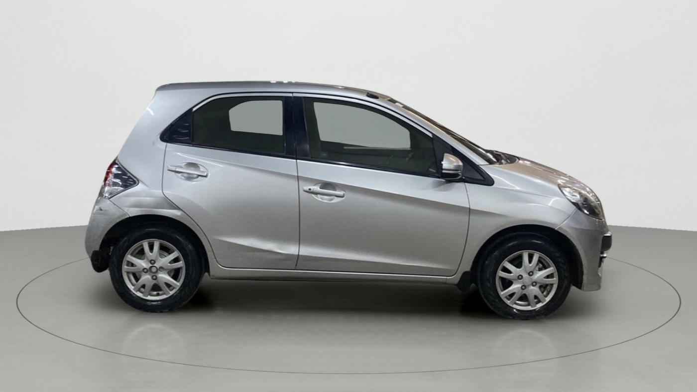 2015 Honda Brio VX MT, Petrol, Manual, 57,919 km, Right Side View