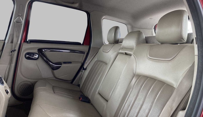 2013 Nissan Terrano XV D THP PREMIUM 110 PS, Diesel, Manual, 1,21,828 km, Right Side Rear Door Cabin