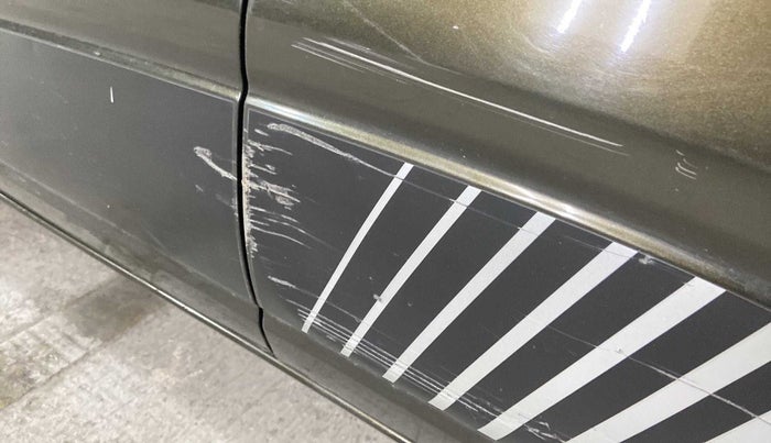 2019 Renault Kwid RXT 0.8, Petrol, Manual, 16,174 km, Rear left door - Minor scratches