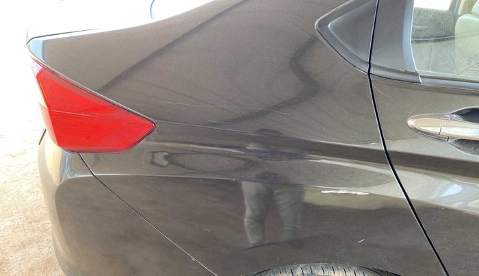 2016 Honda City 1.5L I-VTEC VX, Petrol, Manual, 51,309 km, Right quarter panel - Minor scratches