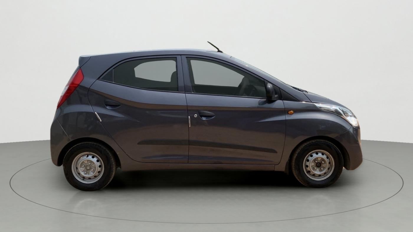 2014 Hyundai Eon ERA +, Petrol, Manual, 24,711 km, Right Side View