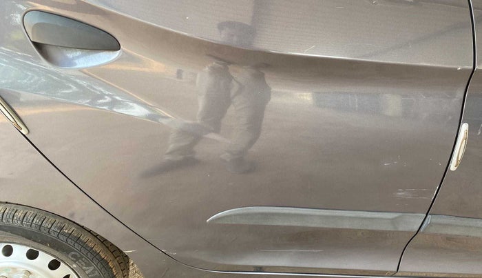 2014 Hyundai Eon ERA +, Petrol, Manual, 24,711 km, Right rear door - Minor scratches