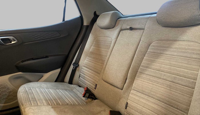 2022 Hyundai AURA SX 1.2, Petrol, Manual, 16,749 km, Right Side Rear Door Cabin