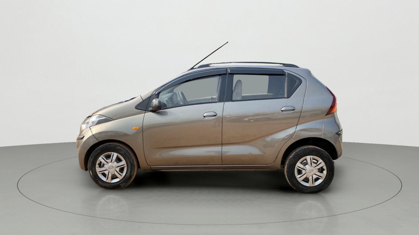 2017 Datsun Redi Go T (O), Petrol, Manual, 55,053 km, Left Side