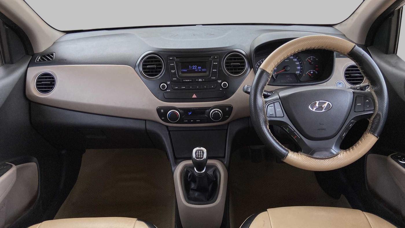 2015 Hyundai Xcent SX 1.2 (O), Petrol, Manual, 88,321 km, Dashboard