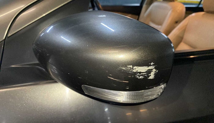 2020 Maruti Ciaz DELTA 1.5 SHVS MT PETROL, Petrol, Manual, 68,433 km, Left rear-view mirror - Mirror movement not proper