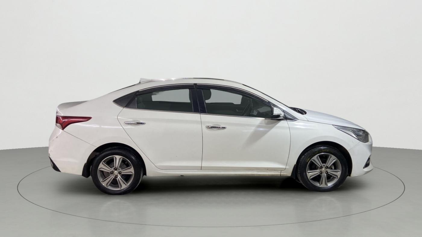 2018 Hyundai Verna 1.6 VTVT SX (O) AT, Petrol, Automatic, 78,698 km, Right Side View