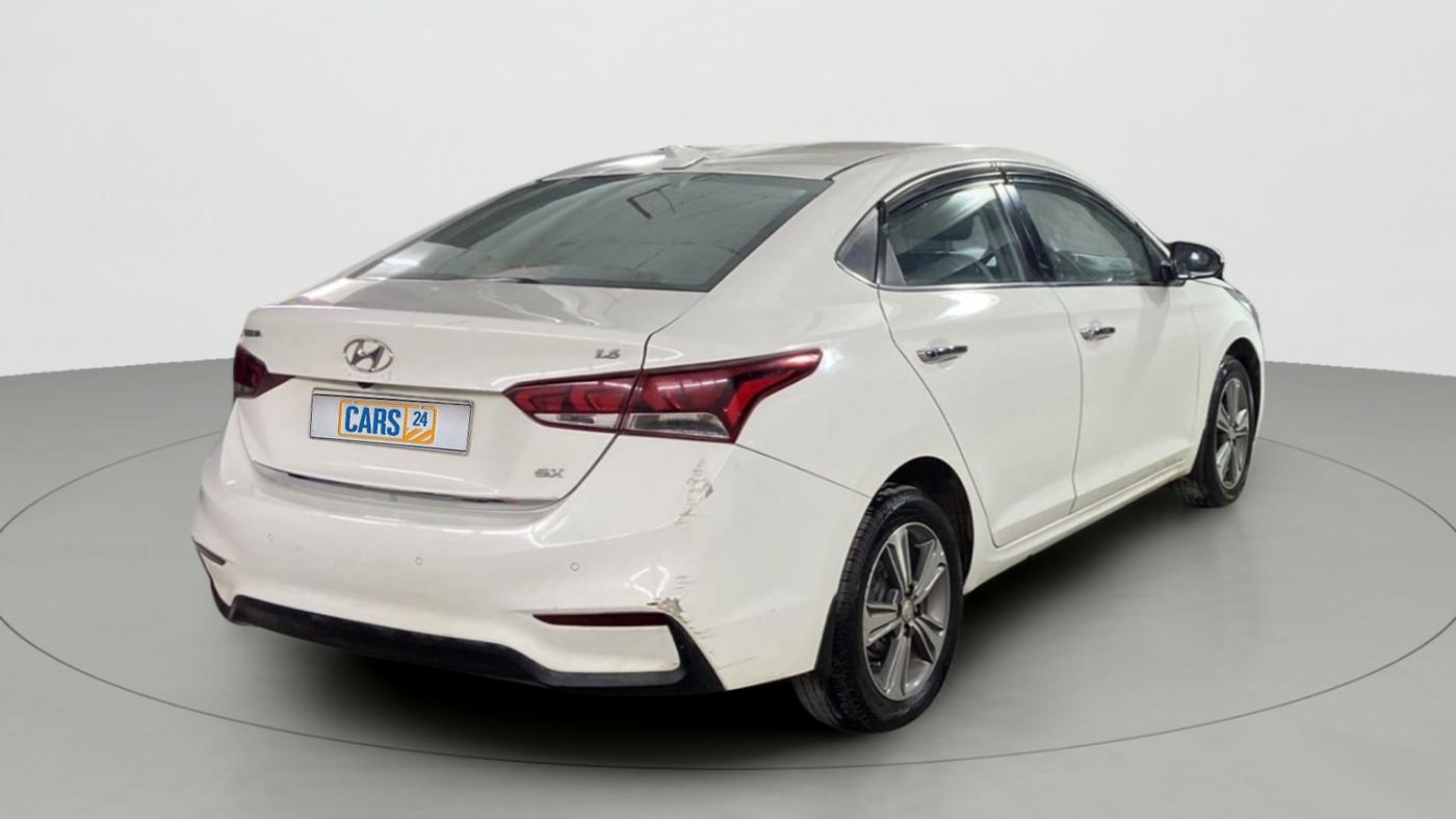 2018 Hyundai Verna 1.6 VTVT SX (O) AT, Petrol, Automatic, 78,698 km, Right Back Diagonal